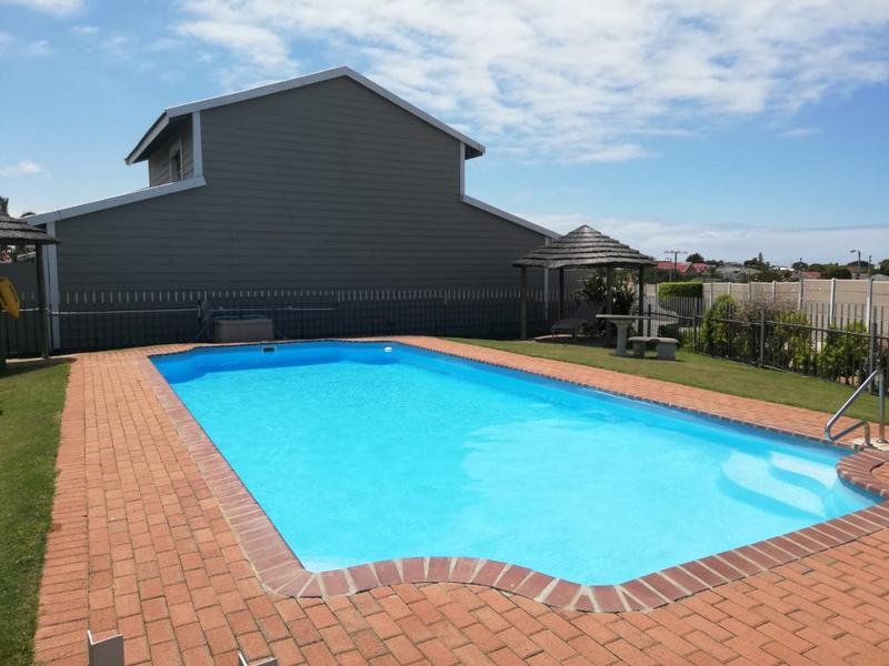 2 Bedroom Property for Sale in Hartenbos Central Western Cape